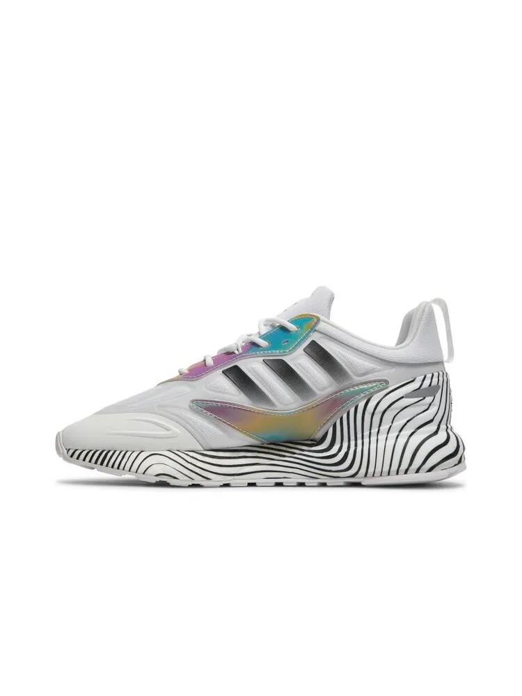 Кроссовки Adidas Patrick Mahomes x ZX 2K Boost — изображение 3 из 4, белый