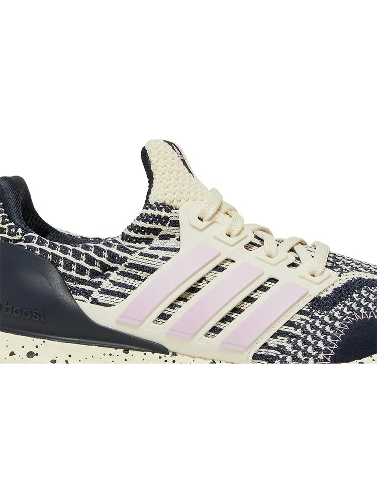 Кроссовки Adidas Wmns UltraBoost 5.0 DNA 'Shadow Navy Lilac Speckled' — изображение 2 из 8, синий