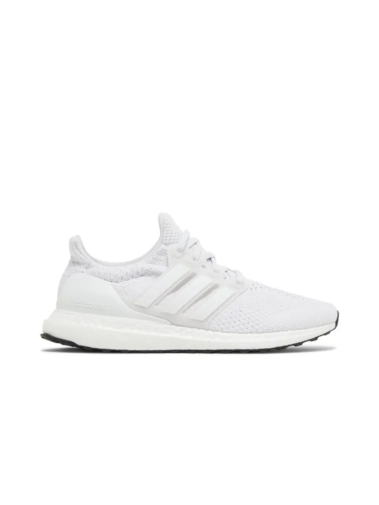 Кроссовки Adidas UltraBoost DNA 5.0 — изображение 1 из 4, белый