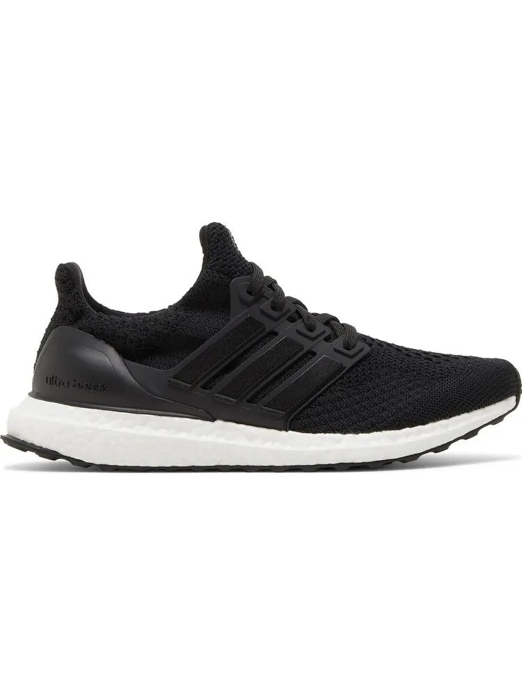 Женские кроссовки Adidas Wmns UltraBoost 5.0 DNA 2022 — изображение 1 из 8, черный