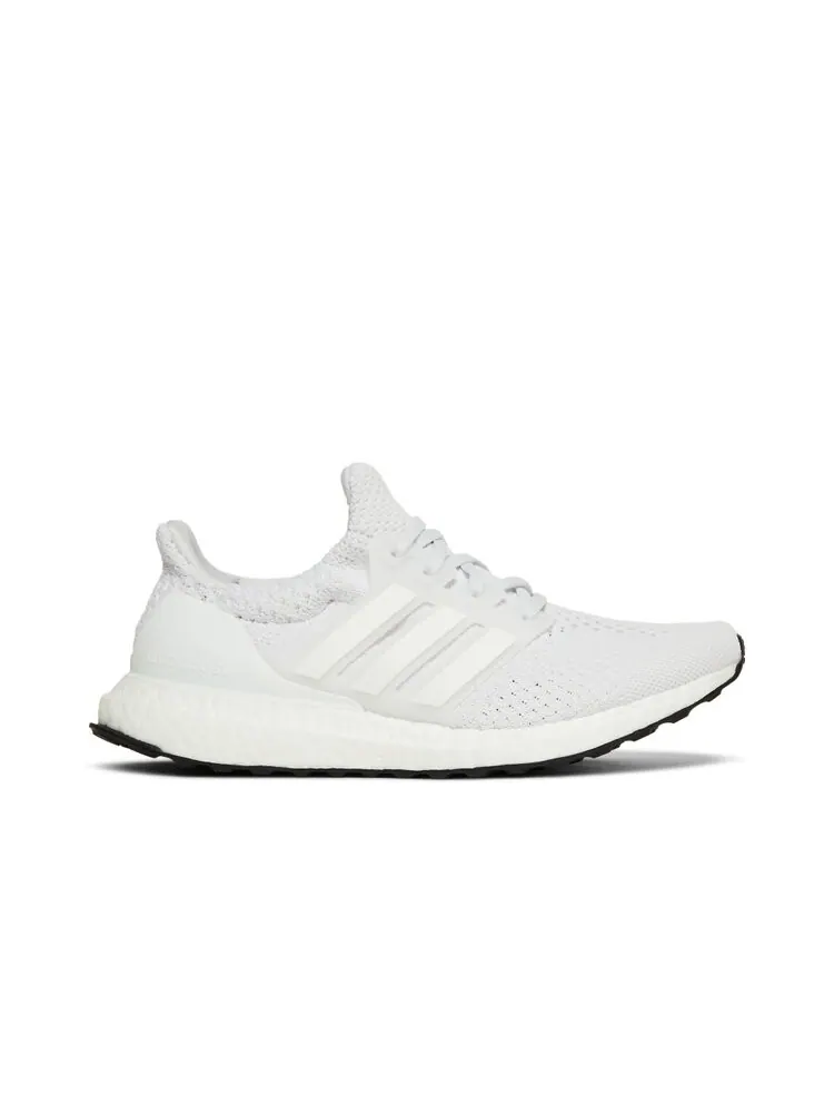 Кроссовки Adidas Wmns UltraBoost DNA 5.0 — изображение 1 из 4, белый