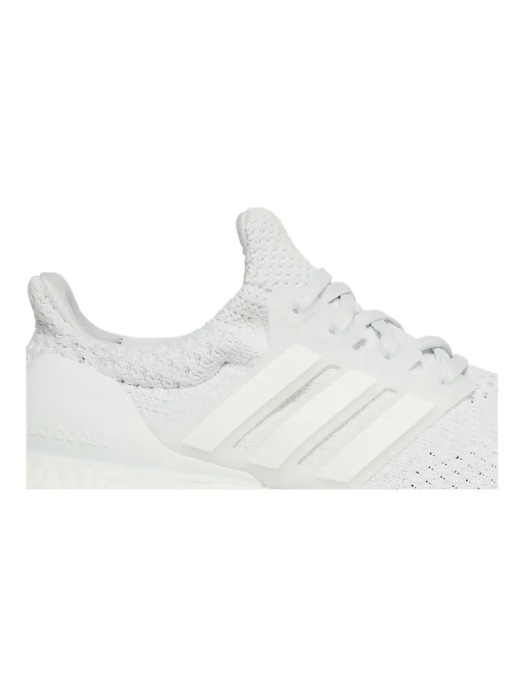 Кроссовки Adidas Wmns UltraBoost DNA 5.0 — изображение 2 из 4, белый