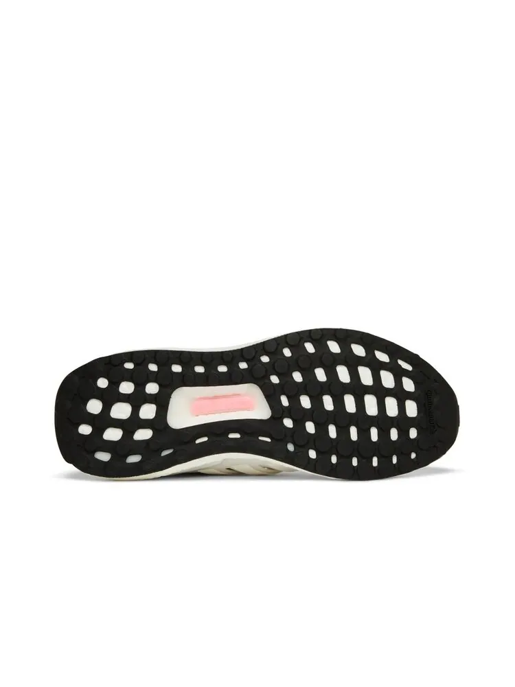 Кроссовки Adidas Wmns UltraBoost DNA 5.0 — изображение 4 из 4, белый