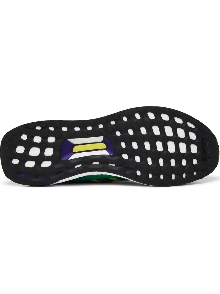 Кроссовки Adidas Disney x UltraBoost 1.0 DNA 'The Mighty Ducks - District 5' — изображение 4 из 8, зеленый