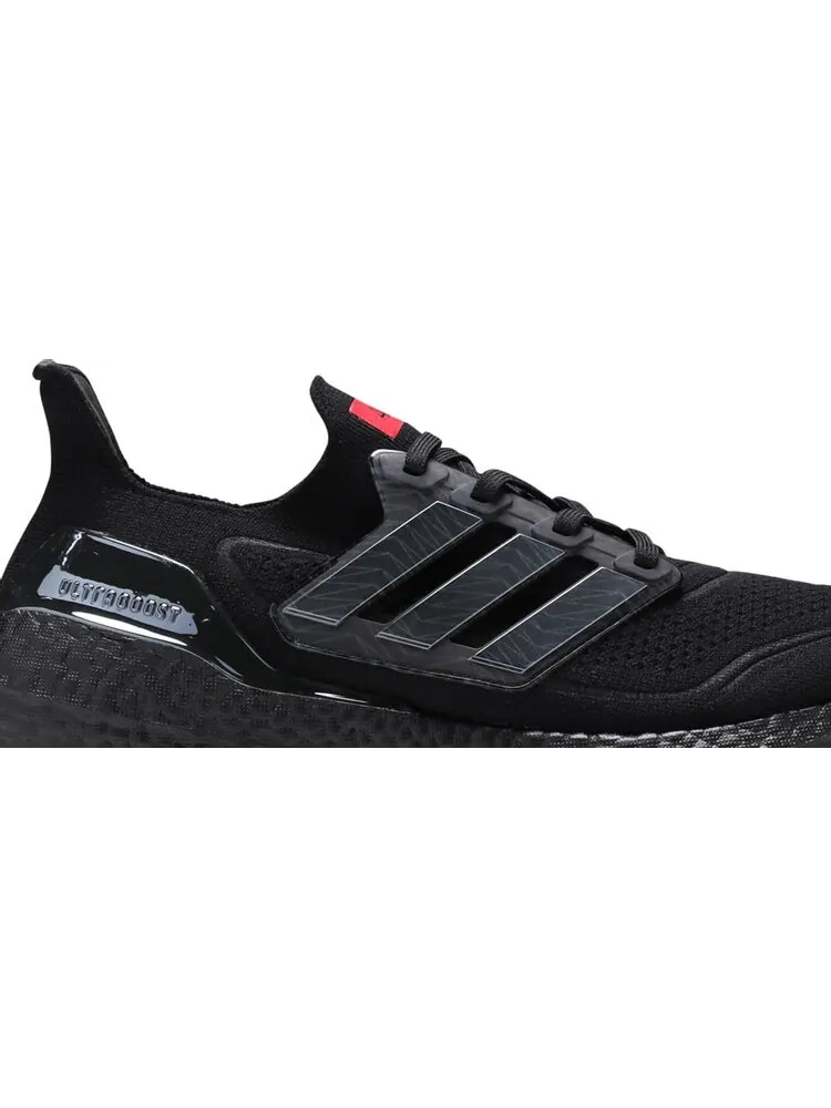Кроссовки Adidas 424 x Arsenal FC x UltraBoost 21 'Black Scarlet' — изображение 2 из 8, черный