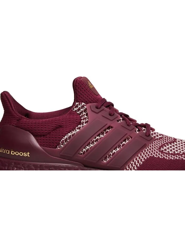 Кроссовки Adidas UltraBoost 1.0 DNA 'Victory Crimson' — изображение 2 из 8, красный