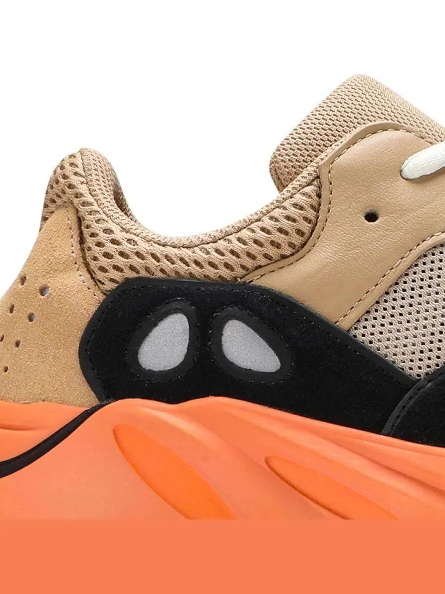 Кроссовки Yeezy Boost 700 Enflame Amber — изображение 6 из 10, песочный
