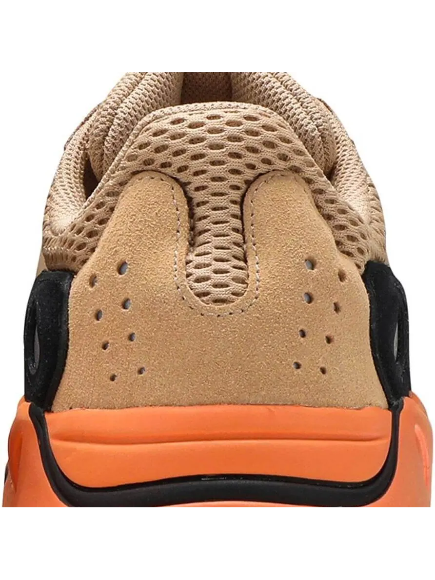 Кроссовки Yeezy Boost 700 Enflame Amber — изображение 8 из 10, песочный