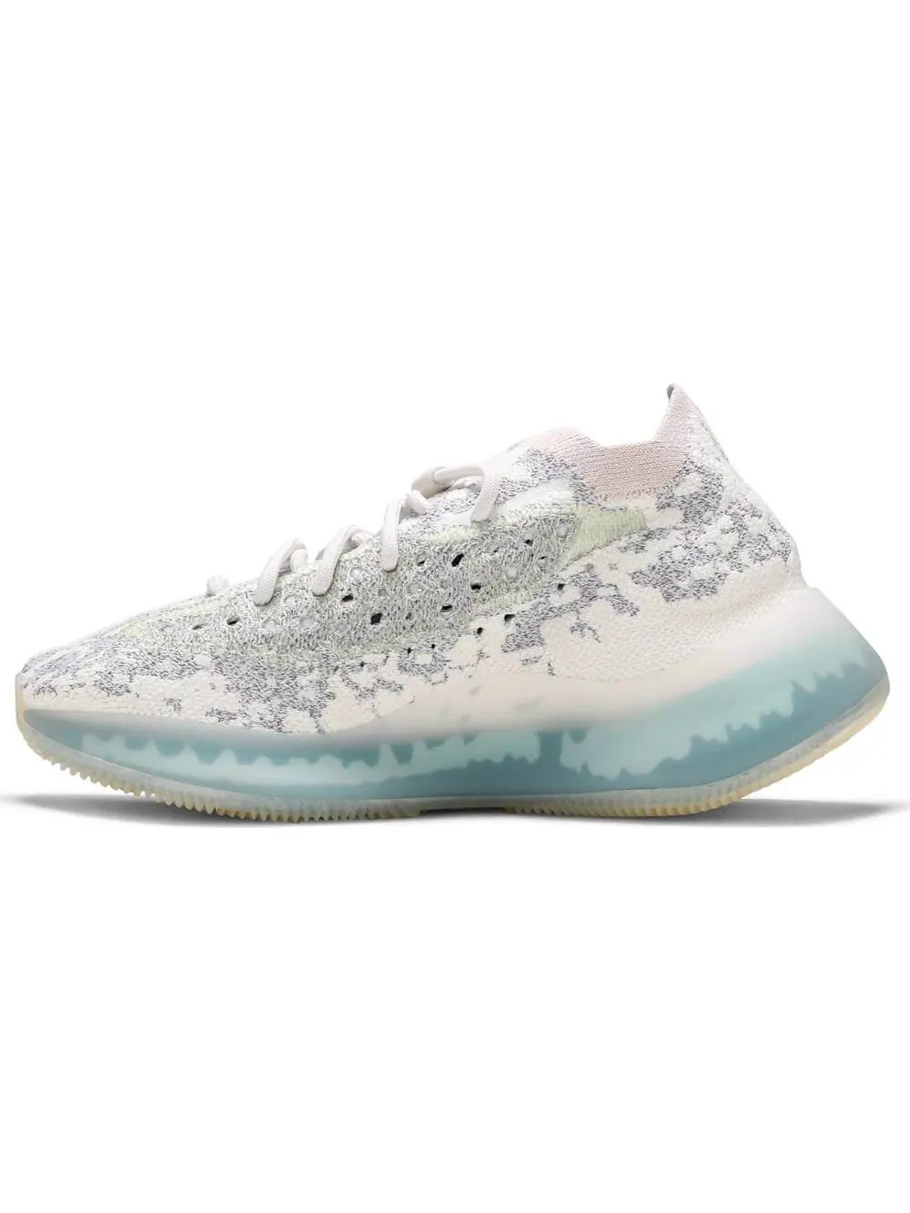 Кроссовки Yeezy Boost 380 Alien Blue — изображение 2 из 10, белый