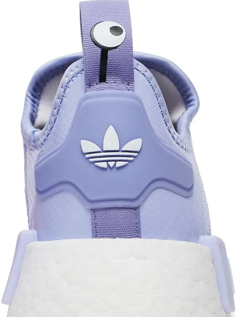 Кроссовки Adidas Monsters Inc. x NMD_R1 Big Kid 'Boo' — изображение 7 из 8, фиолетовый