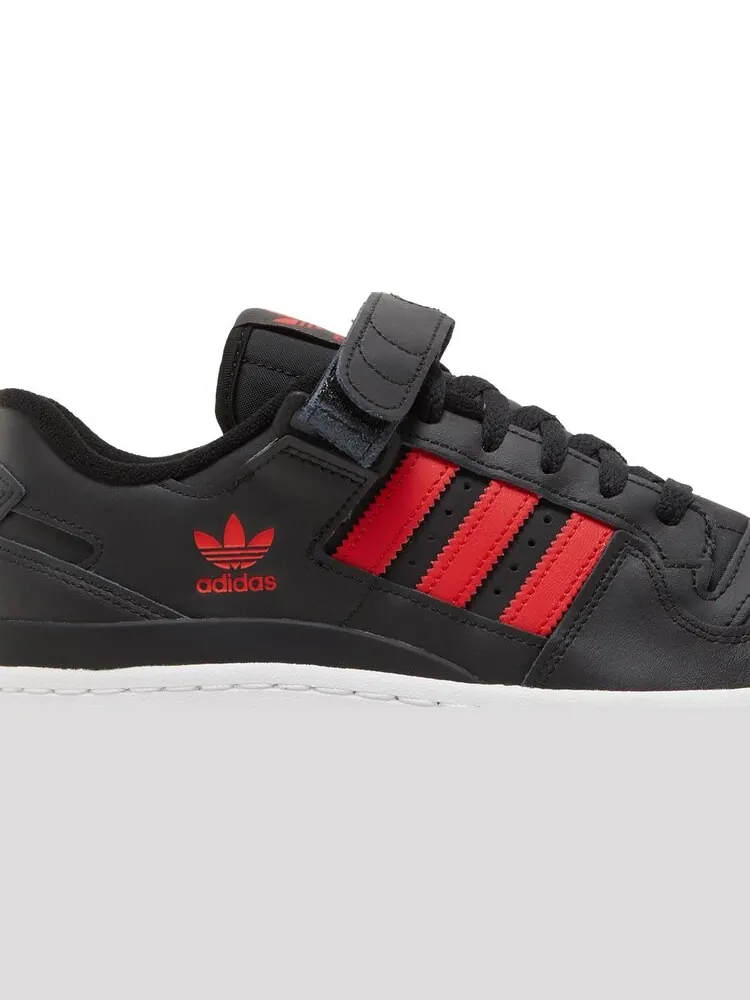Кроссовки Adidas Forum Low 'Black Vivid Red' — изображение 2 из 8, черный