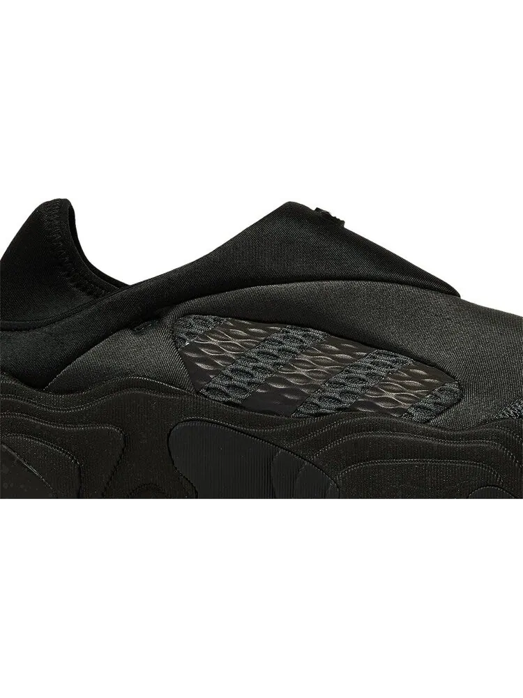 Кроссовки Adidas Rovermule Adventure 'Black Carbon' — изображение 2 из 8, черный