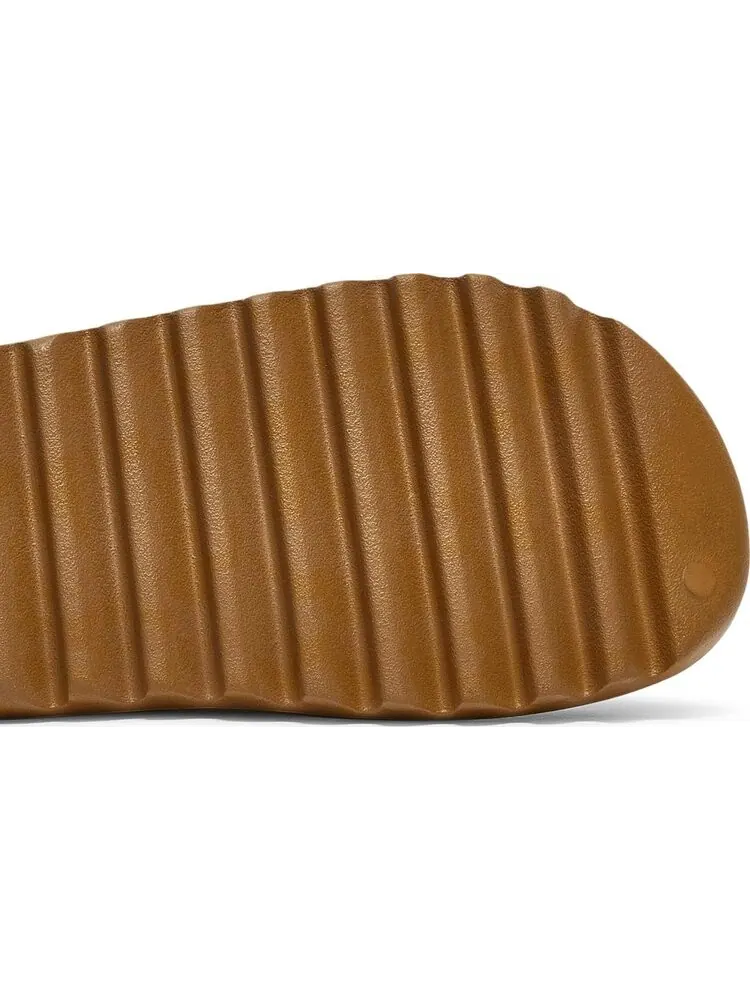 Сандалии Adidas Yeezy Slides 'Ochre' — изображение 5 из 10, коричневый