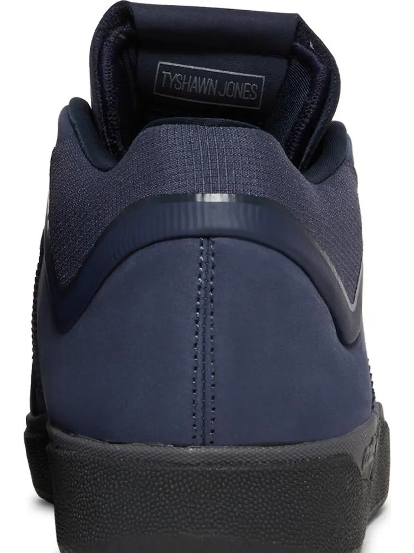 Кроссовки Adidas Tyshawn 'Shadow Navy' — изображение 7 из 8, синий
