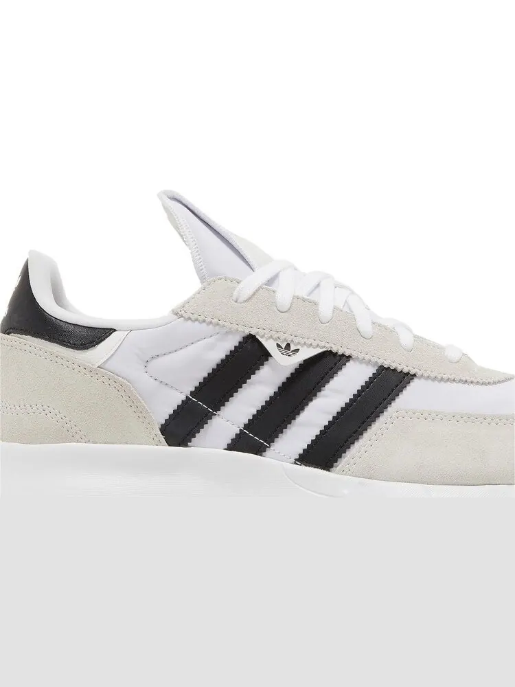 Кроссовки Adidas Retropy F2 — изображение 2 из 8, белый