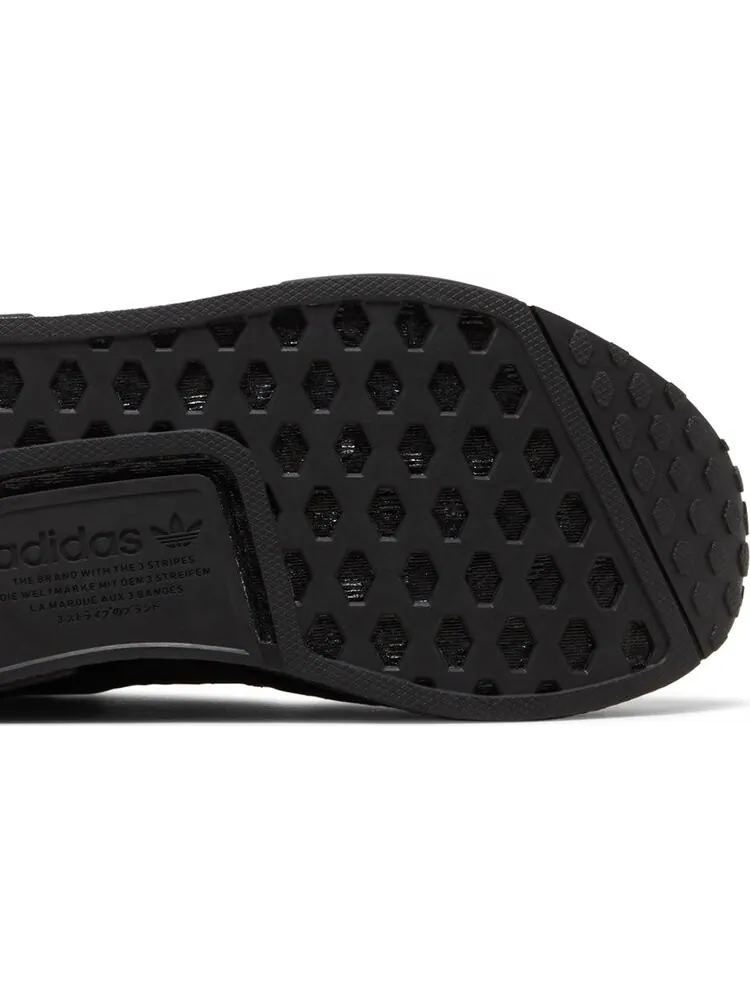 Кроссовки Adidas Wmns NMD_R1 'Triple Black' — изображение 5 из 8, черный