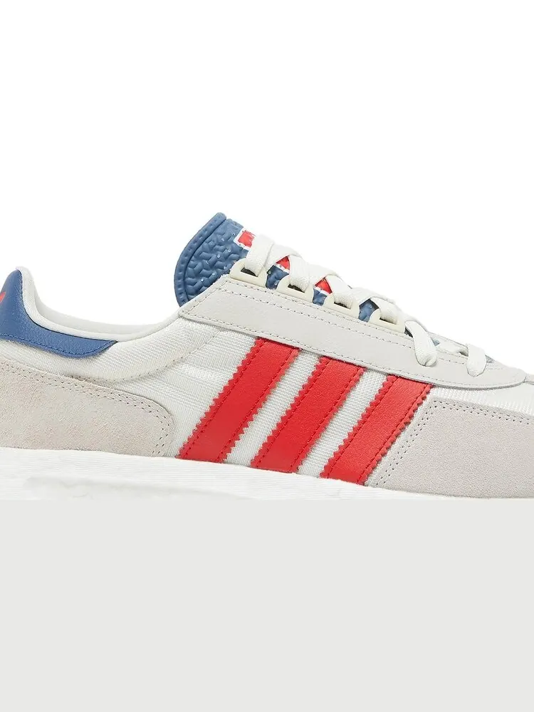 Кроссовки Adidas Retropy E5 — изображение 2 из 8, бежевый