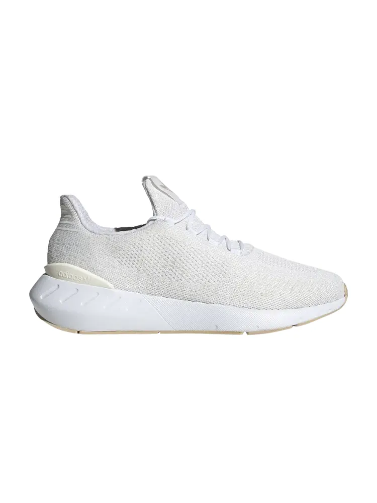 Кроссовки Adidas Swift Run 22 — изображение 1 из 1, белый