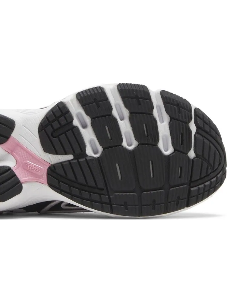 Кроссовки Adidas Hello Kitty x Wmns Astir 'Polka Dot' — изображение 5 из 8, черный