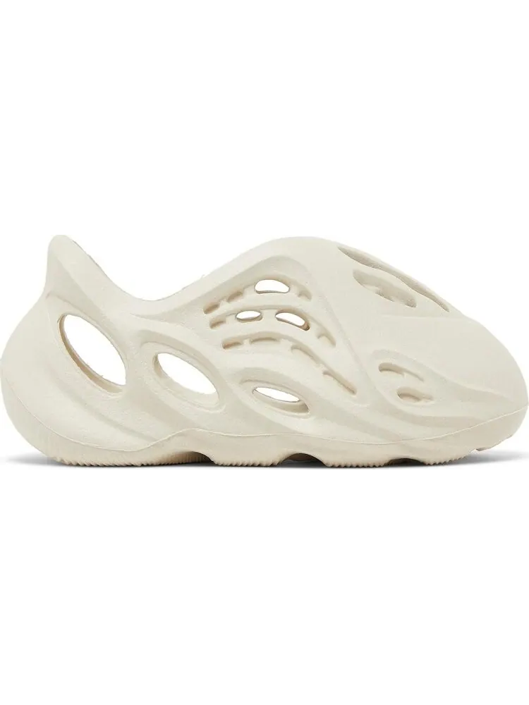 Кроссовки Adidas Yeezy Foam Runner Kids 'Sand' — изображение 1 из 8, бежевый