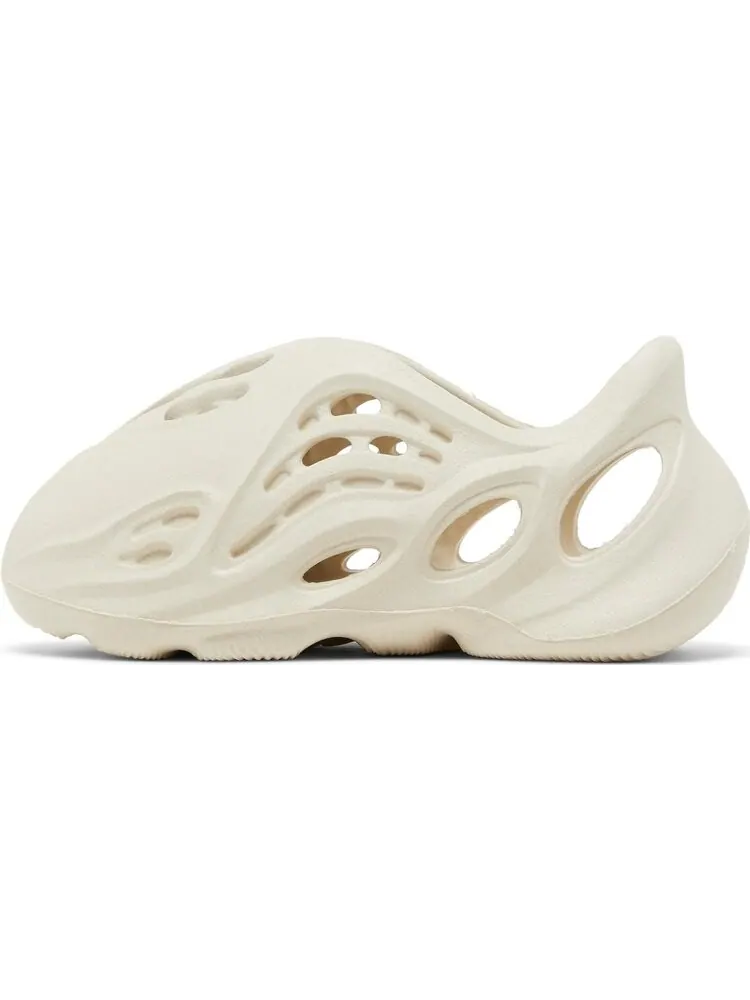 Кроссовки Adidas Yeezy Foam Runner Kids 'Sand' — изображение 3 из 8, бежевый