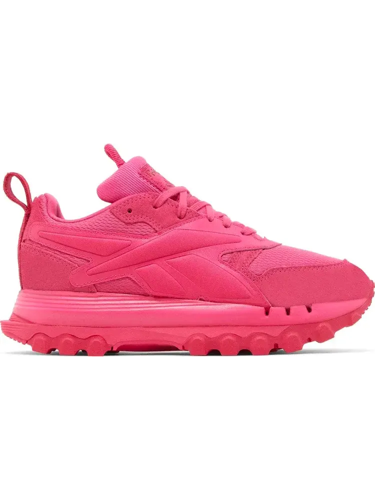 Женские кроссовки Reebok Classic Leather V2 'Pink Fusion' в стиле Cardi B — изображение 1 из 8, розовый