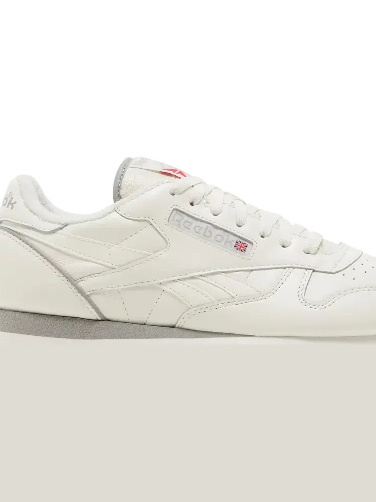 Кроссовки classic leather 1983 vintage 'chalk' Reebok — изображение 2 из 8, белый