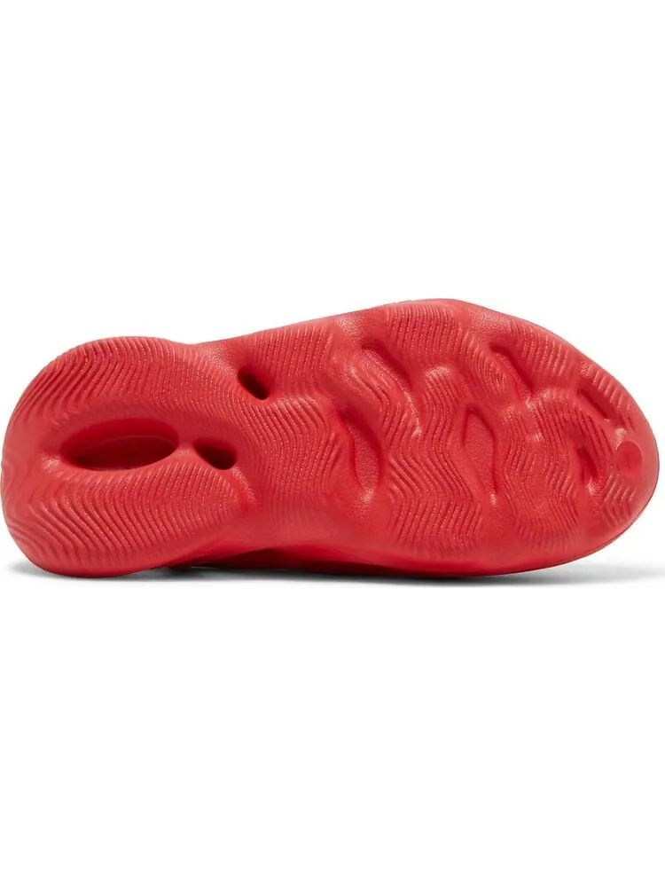Кроссовки Adidas Yeezy Foam Runner Kids 'Vermilion' — изображение 4 из 8, красный