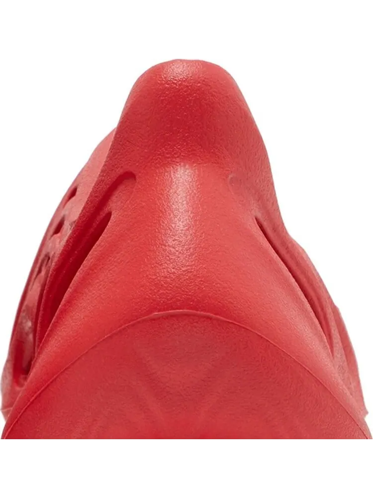 Кроссовки Adidas Yeezy Foam Runner Kids 'Vermilion' — изображение 7 из 8, красный