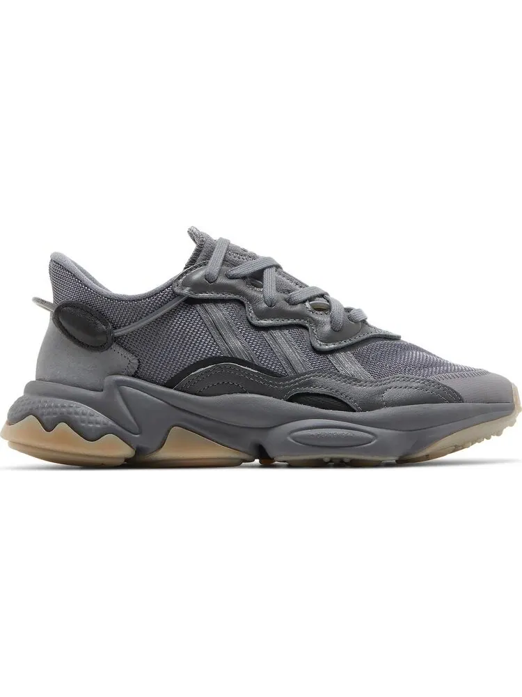 Кроссовки Adidas Ozweego 'Grey Gum' — изображение 1 из 8, серый