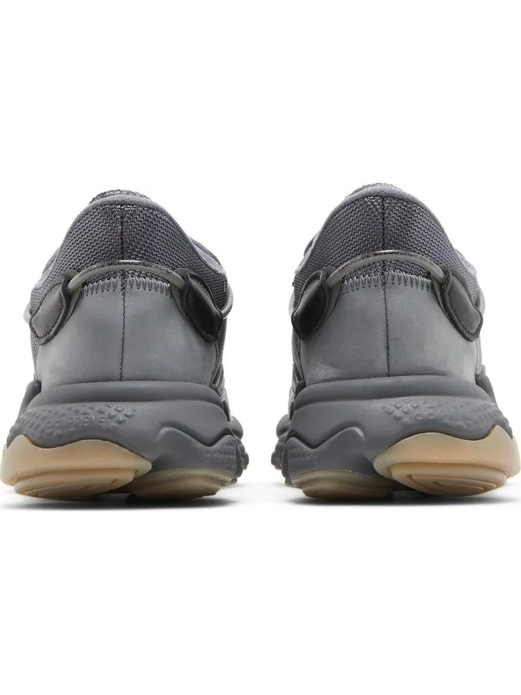 Кроссовки Adidas Ozweego 'Grey Gum' — изображение 6 из 8, серый