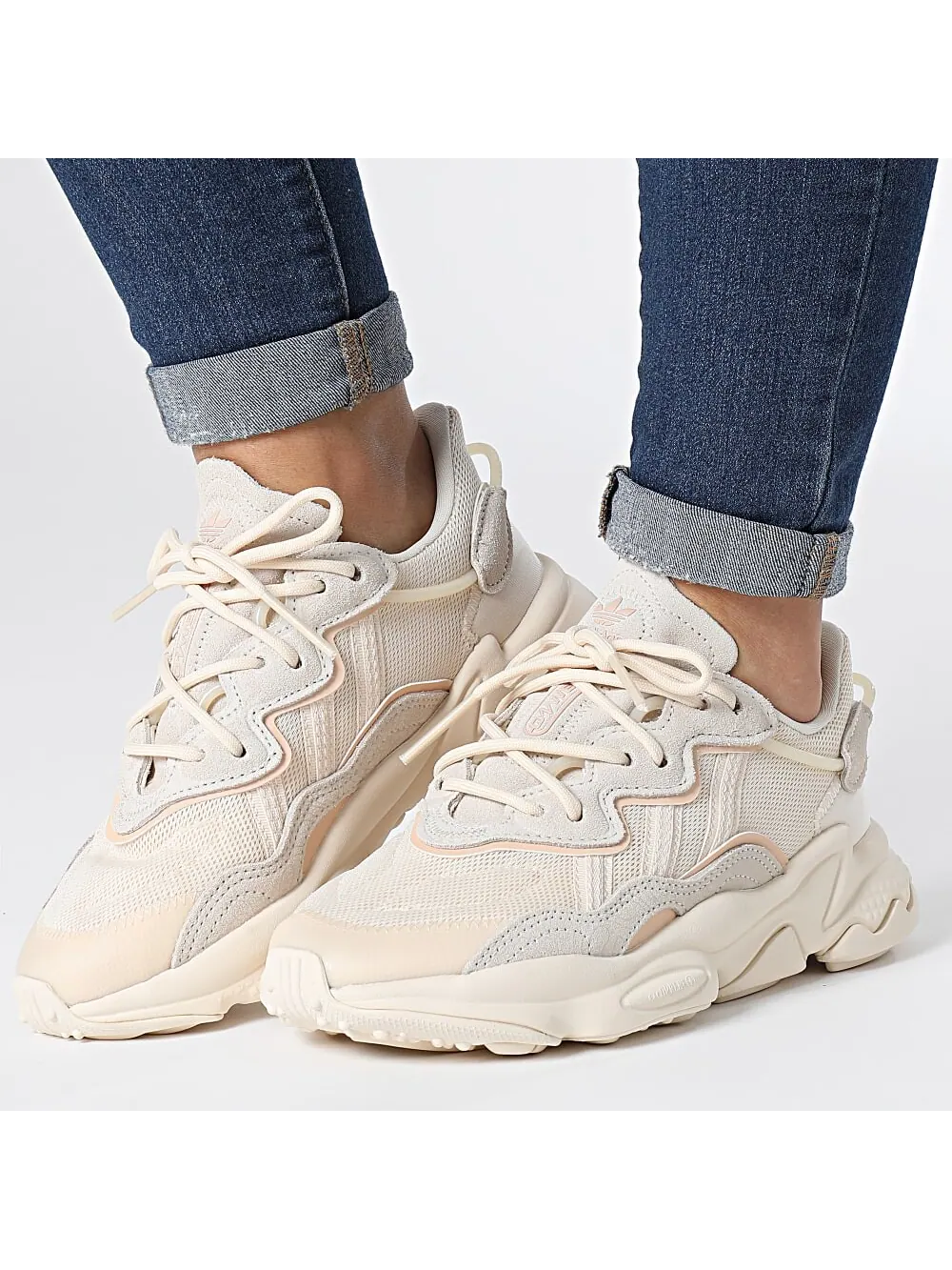 Кроссовки Adidas Originals Ozweego Lifestyle — изображение 2 из 7