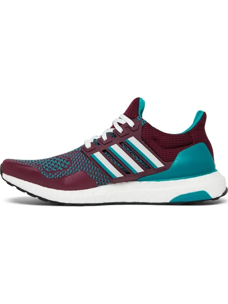 Кроссовки Adidas Disney x UltraBoost 1.0 DNA 'The Mighty Ducks - Jesse Hall' — изображение 3 из 8, красный