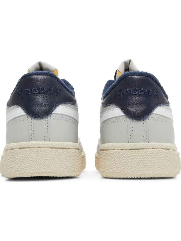 Кроссовки club c revenge 'pure grey vector navy' Reebok — изображение 6 из 8, серый
