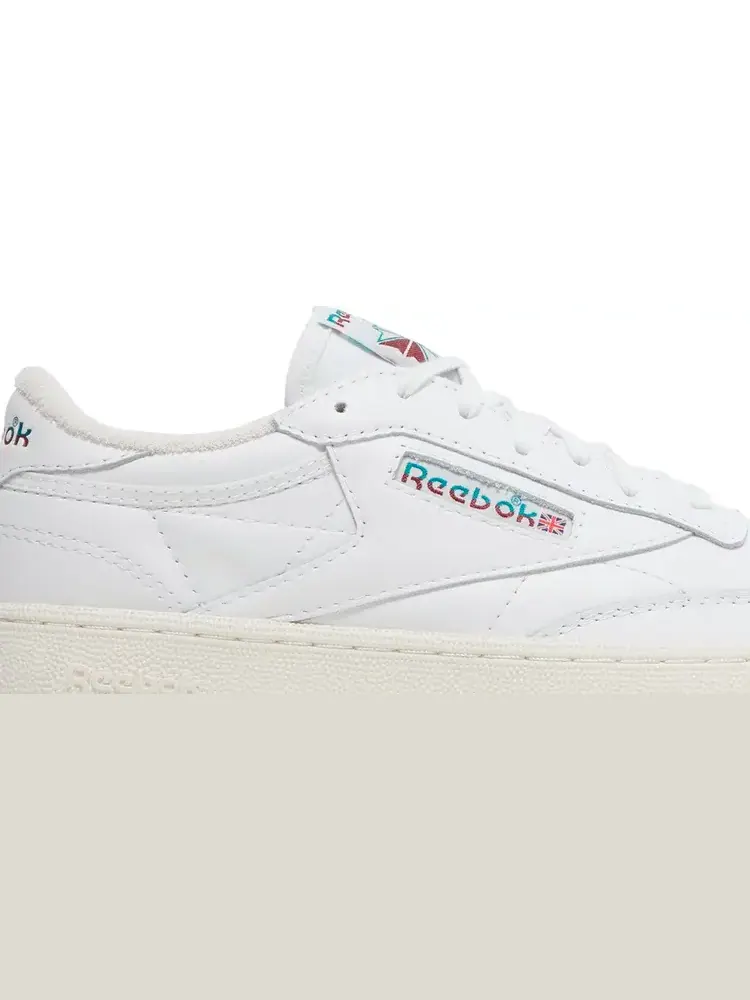 Кроссовки club c 85 vintage 'split logo - teal burgundy' Reebok — изображение 2 из 8, белый