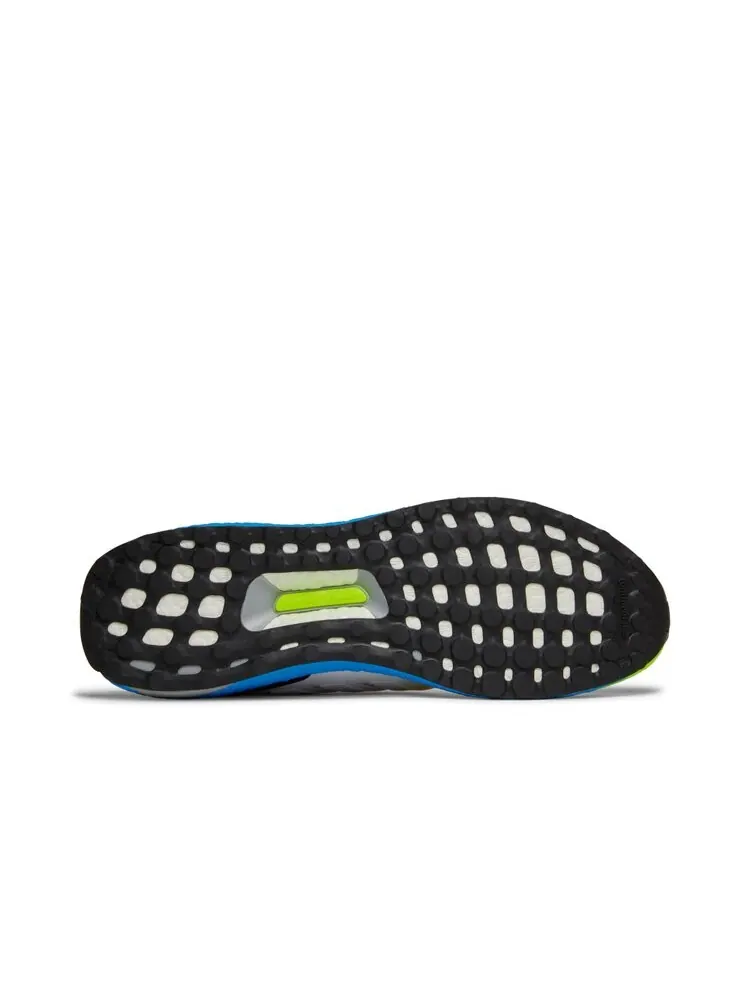 Кроссовки Adidas UltraBoost 1.0 DNA — изображение 4 из 4, белый