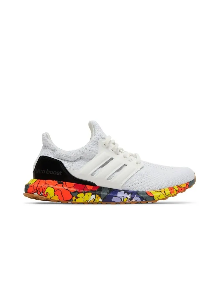 Кроссовки Adidas Wmns UltraBoost 5.0 DNA — изображение 1 из 4, белый