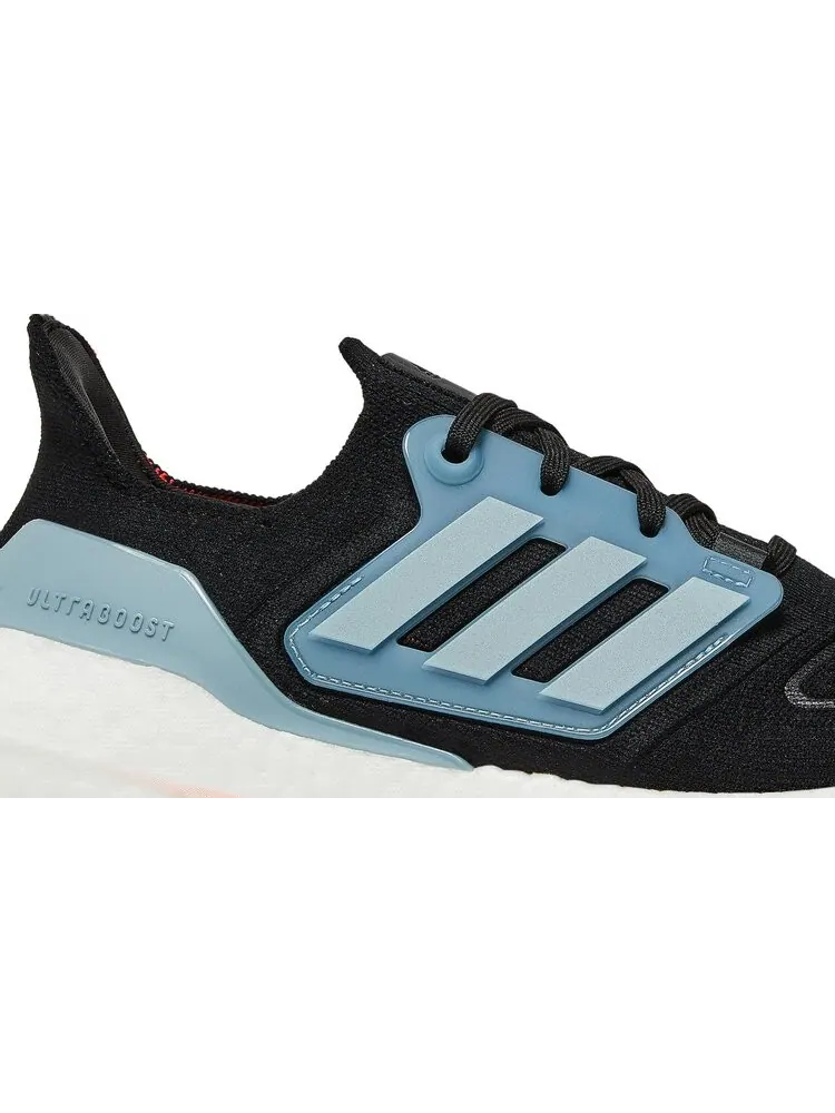 Кроссовки Adidas UltraBoost 22 'Black Magic Grey' — изображение 2 из 8, черный