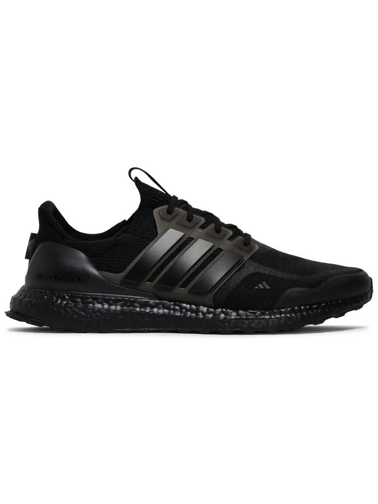 Кроссовки adidas UltraBoost DNA Mono 'Triple Black' — изображение 1 из 8, черный