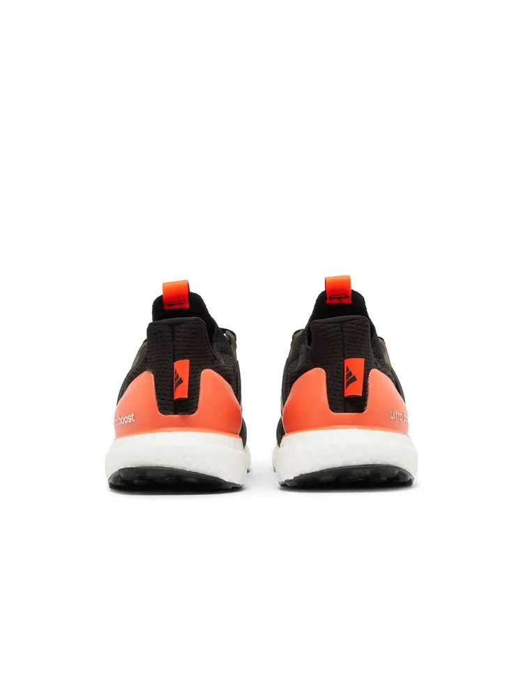 Кроссовки adidas UltraBoost 5.0 DNA 'Black Solar Red' — изображение 7 из 9, черный/черный/красный
