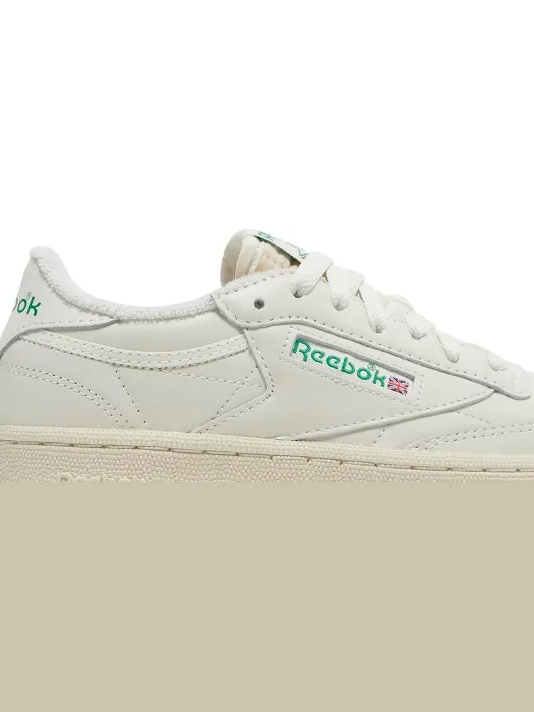 Кроссовки wmns club c 85 'chalk glen green' Reebok — изображение 2 из 8, белый