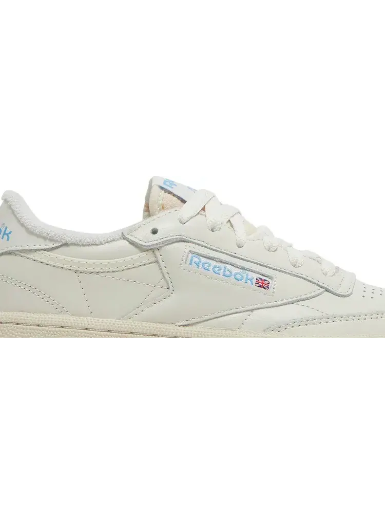 Кроссовки wmns club c 85 'chalk sky blue' Reebok — изображение 2 из 8, загар