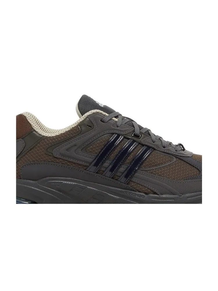 Кроссовки adidas Response CL 'Brown Carbon' — изображение 3 из 9, коричневый//черный