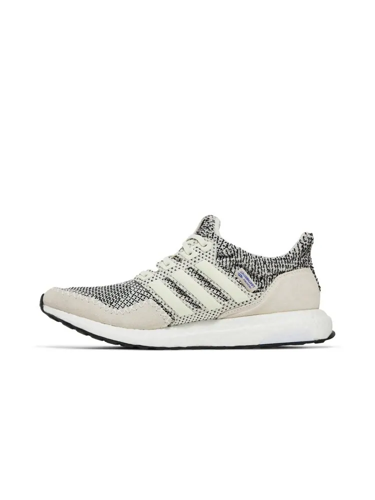 Кроссовки Adidas UltraBoost 1.0 rLEA Lab — изображение 3 из 4, белый