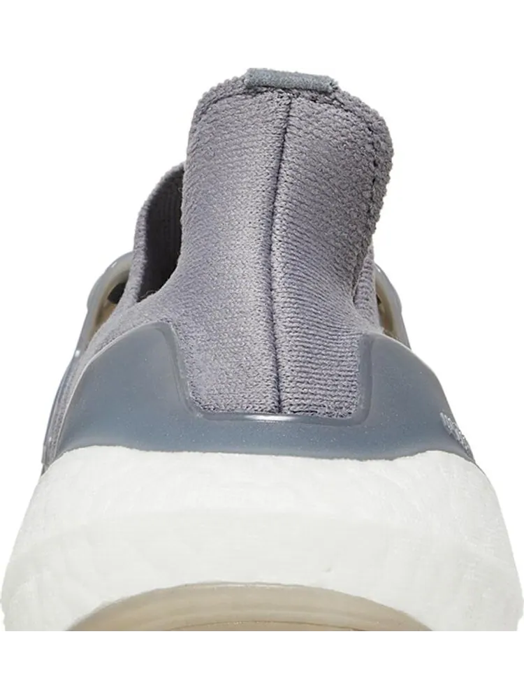 Кроссовки Adidas UltraBoost 22 'Grey Three' — изображение 7 из 8, серый