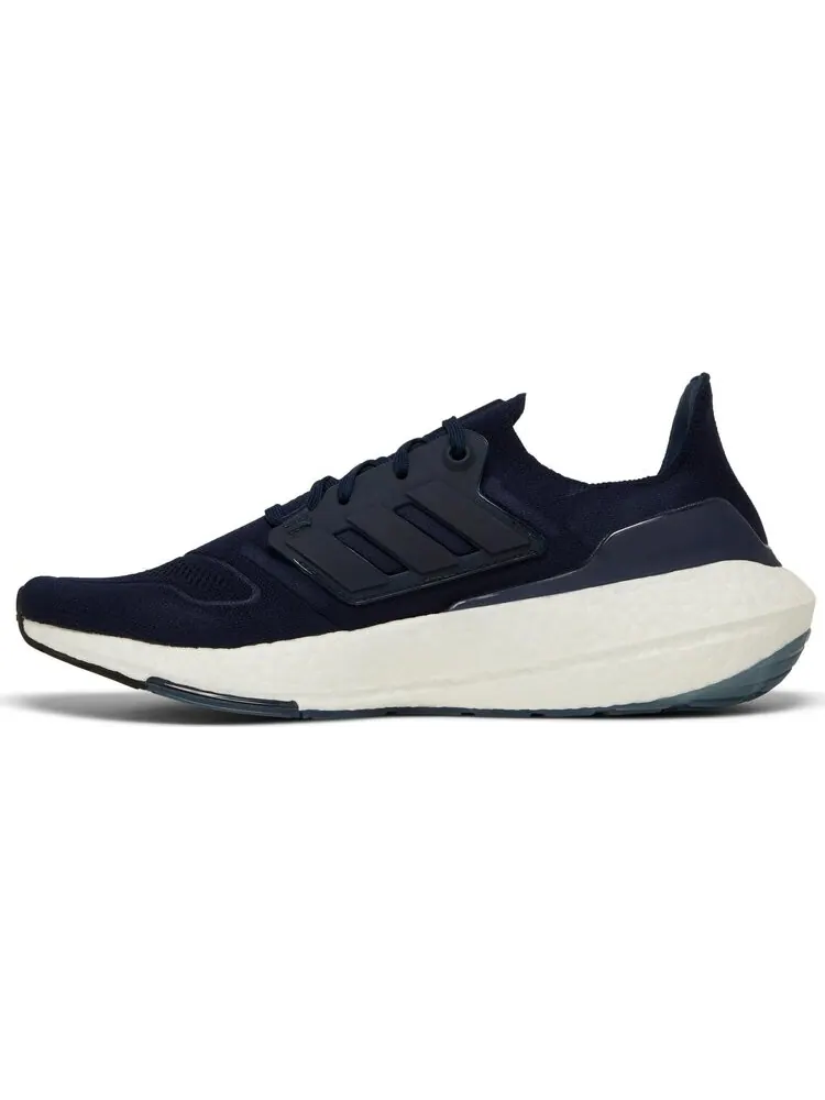 Кроссовки Adidas UltraBoost 22 'Collegiate Navy' — изображение 3 из 8, синий