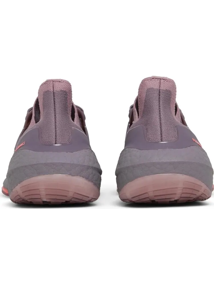 Кроссовки Adidas Wmns UltraBoost 22 'Legacy Purple' — изображение 6 из 8, фиолетовый
