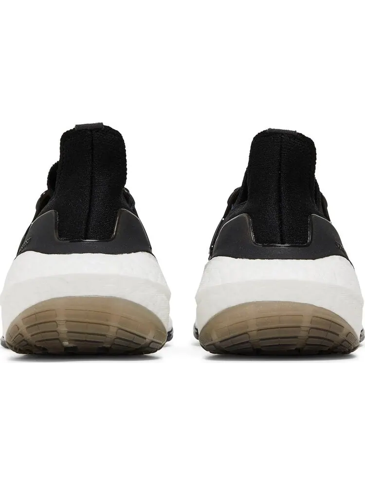 Кроссовки Adidas Wmns UltraBoost 22 'Black White' — изображение 6 из 8, черный