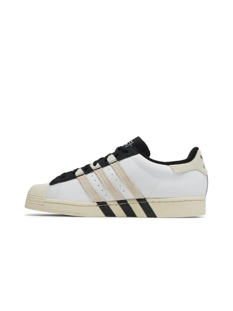 Кроссовки Adidas Superstar — изображение 3 из 4, белый