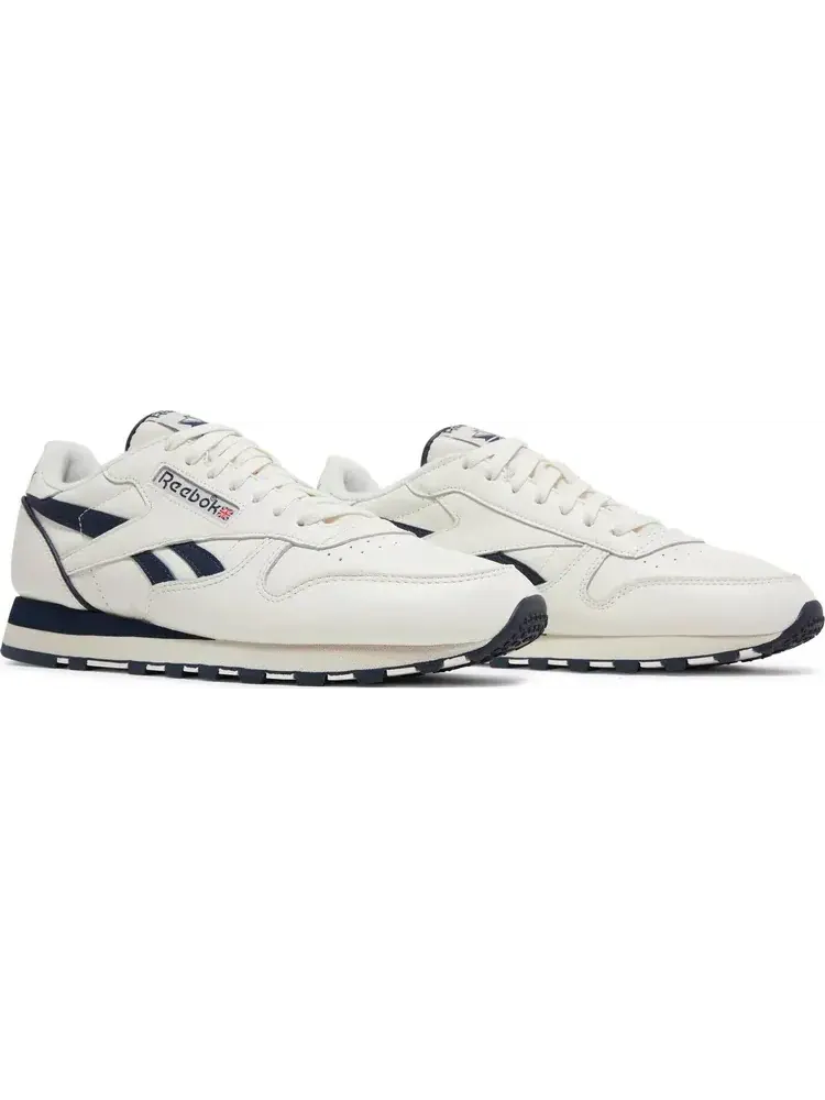 Кроссовки classic leather 1983 vintage 'chalk vector navy' Reebok — изображение 8 из 8, белый